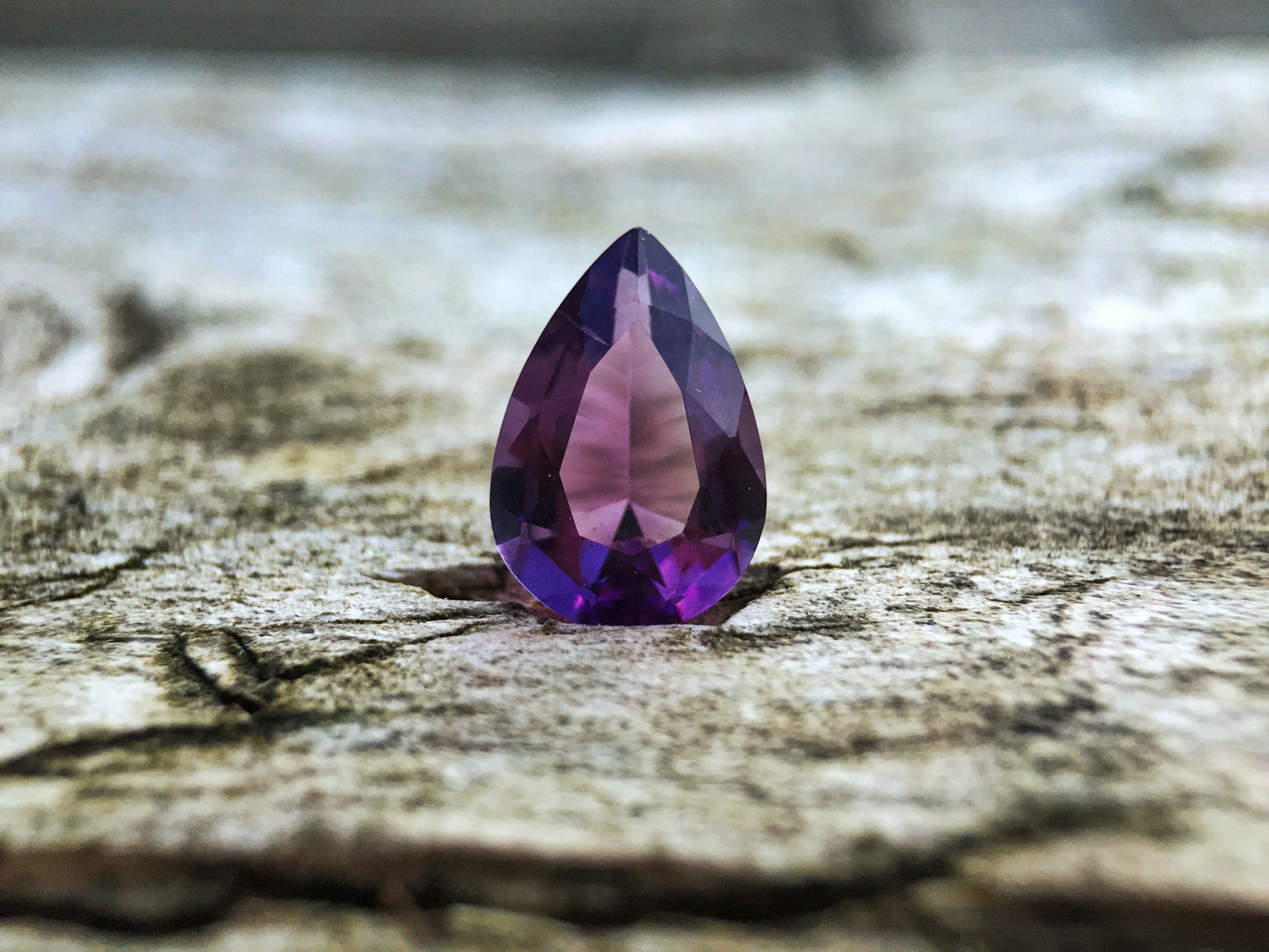 Gemstone Cuts and Shapes: A Detailed Overview